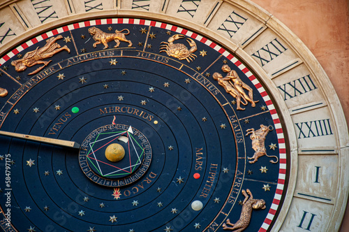 orologio astronomico macerata