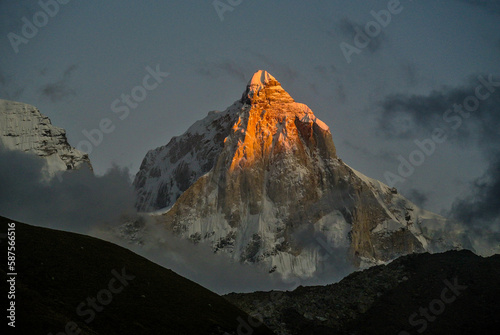 Fast Ray of Sun is kissing the peak of Mt. Thalayasagar on the way to kedartal
