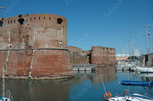 Fortezza dei Medici nel porto di Livorno A difesa del commercio navale