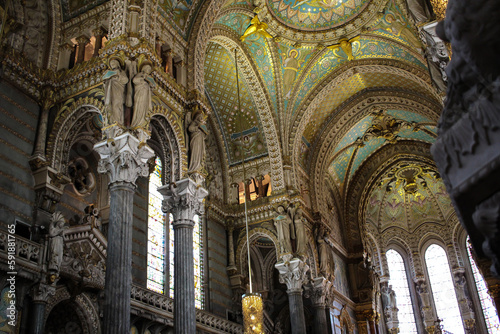 the basilica details of notre-dame de fourvière