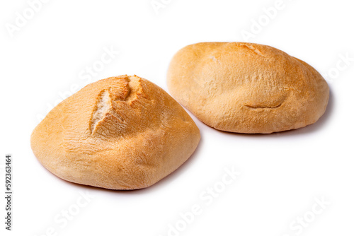 Pane pita, tipico pane arabo isolato su fondo bianco 