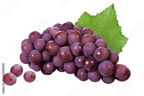Cacho de uva com folha e bagos de uvas soltos isolado em fundo transparente - Uva Niagara Rosada