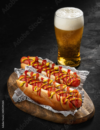 Hot dog with beer