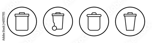 Trash icon set illustration. trash can icon. delete sign and symbol.
