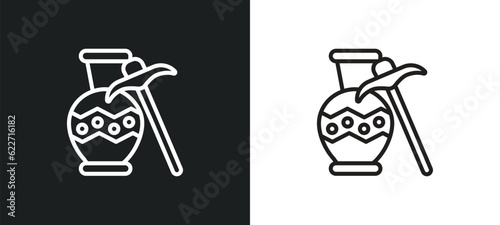 archeologist outline icon in white and black colors. archeologist flat vector icon from history collection for web, mobile apps and ui.