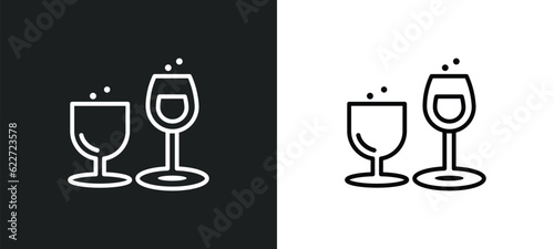 stemware outline icon in white and black colors. stemware flat vector icon from food collection for web, mobile apps and ui.