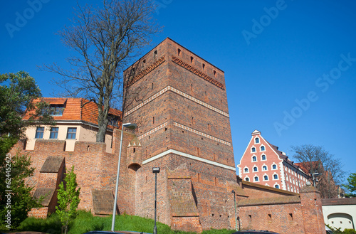 Krzywa Wieża oraz spichlerz, zabytek, Toruń, Poland