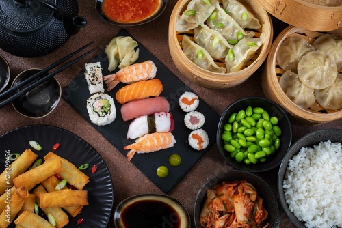  assortimento di cibo e gastronomia in stile Asiatico 