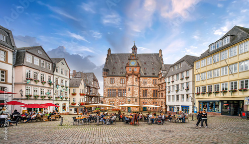 Marburg (Hessen) Altstadt mit Marktplatz und Rathaus
