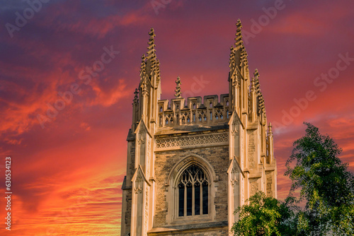 The Soldier's Tower building completed in 1927 and is located near Hart House at the University of Toronto's downtown.