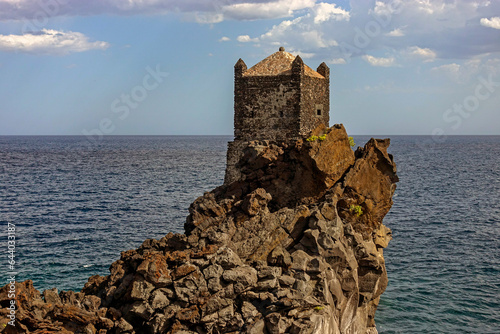 Torre sulla roccia si Santa Tecla in Acireale 414
