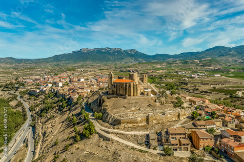 Aerial view of San Vicente de la Sonsierra in Rioja, San Vicente de la Sonsierra, Homage tower, castle, basilica de Nuestra senora de los remedios