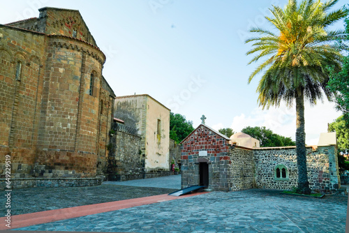 Bosa, il centro storico del famoso borgo medievale con le sue case colorate, in provincia di Oristano. Sardegna, Italy