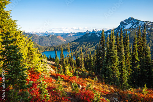 Fall on the trail around Naches Peak in Washington with a veiw of Dewey Lake