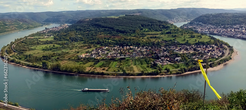 Rheinschleife bei Boppard, der sogenannte Bopparder Hamm, im UNESCO-Welterbe Oberes Mittelrheintal Rheinland-Pfalz. Blick vom Aussichtspunkts Gedeonseck. 