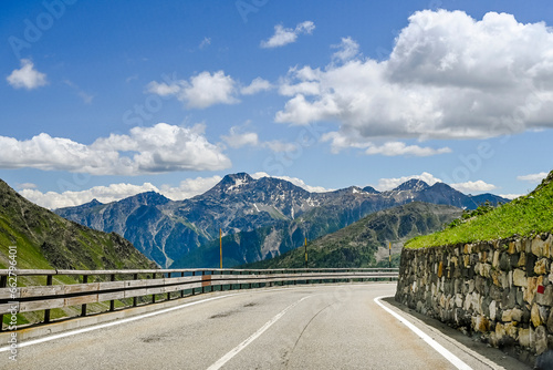 Grosser Sankt Bernhard, Saint-Bernard, Passstrasse, Alpenpass, Bergstrasse, Alpen, Aostatal, Wanderweg, Sommer, Italien