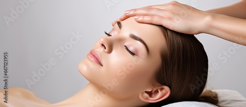 Craniosacral therapy eases pain and migraines through head massage