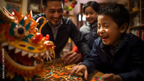 Fiesta Familiar: Celebración Colorida del Año Chino con Luces y Tradiciones