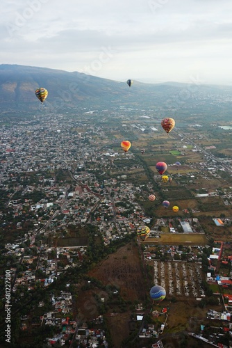 Balony nad Teotihuacan w Meksyku