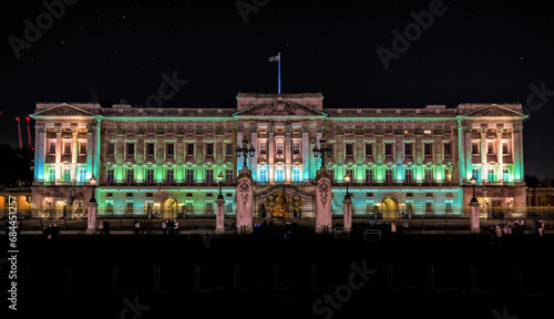 Buckingham Palace in London at night