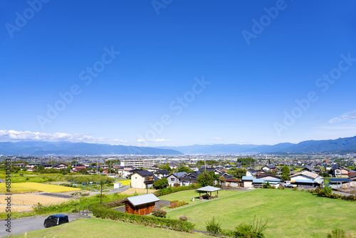 山梨県南巨摩郡富士川町から見た甲府盆地の風景