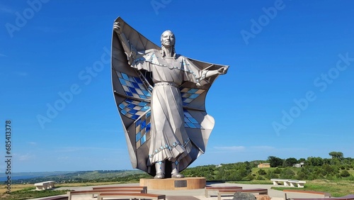 Dignity of Earth and Sky Statue