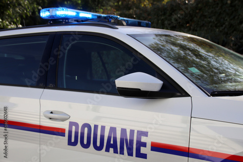 Voiture de la douane