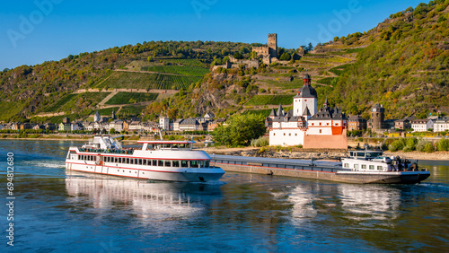 Panoramic view of Pfalzgrafenstein island castle in the middle of the river and Gutenfels castle on a rock above the village of Kaub. Tourist attractions in the romantic middle rhine valley in Germany