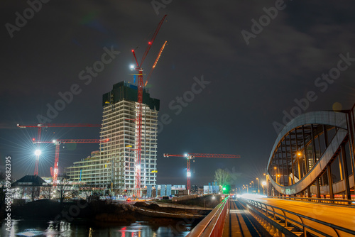 Hamburg, Deutschland, 25. Dezember 2023 - Baustelle Elbtower der Signa Holding in der Hafencity Hamburg. Baustopp - Insolvenz von Signa Holding und René Benko Ende 2023
