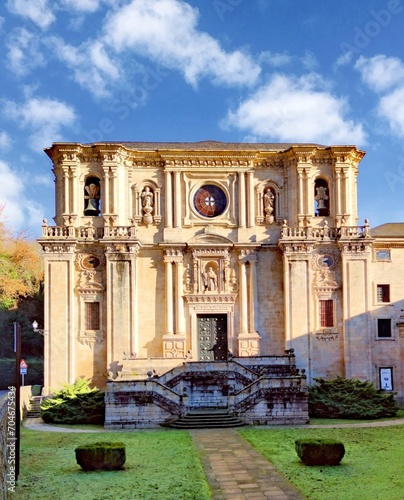 Fachada del monasterio de San Julián de Samos, Galicia