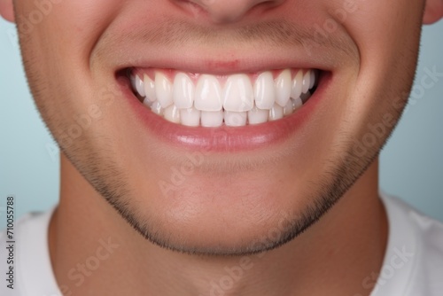 Men's White Teeth