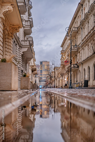 Deszczowa pogoda w mieście