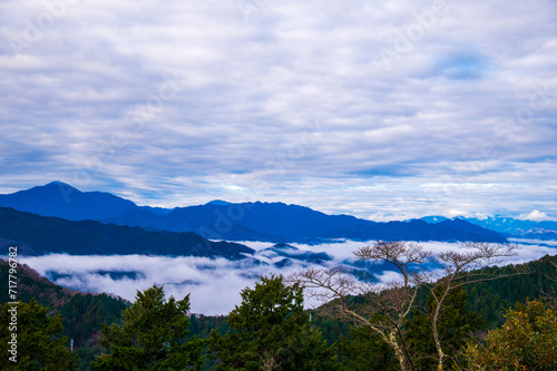 高尾山 頂上からの雲海