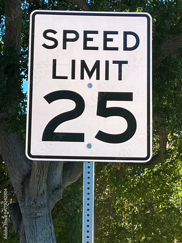 25 MPH SPEED LIMIT road sign