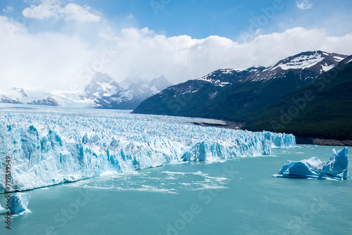 Postal del Glaciar Perito Moreno, en la Patagonia Argentina