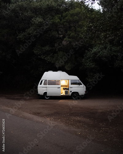 Campervan Volkswagen T3 na Teneryfie, Wyspy Kanaryjskie