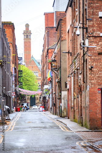 Historic Manchester: A Glimpse of Architectural Beauty Amidst Urban Streets