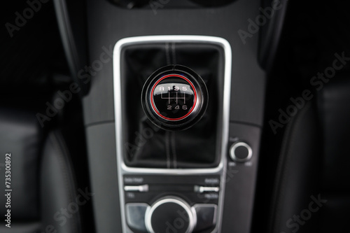 Manual gear shifter 6 speed with reverse