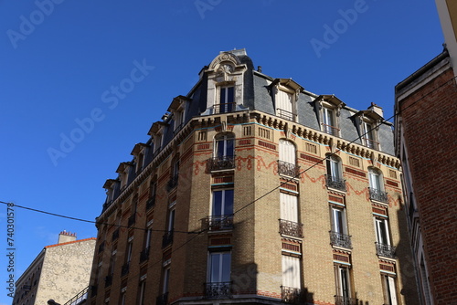 real estate buildings in the eastern area of Paris
