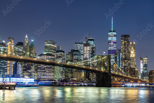 Brooklyn Bridge and Manhattan at night