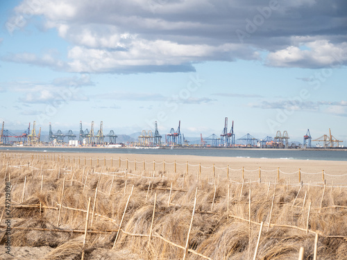 El Saler beach and views to Valencia stowage cranes