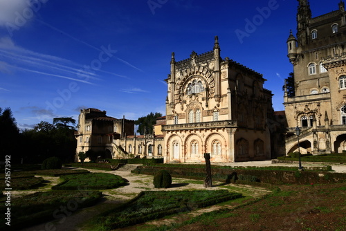 Convento de Santa Cruz do Buçaco is a former Carmelite monastery in the Mata Nacional do Buçaco , Portugal