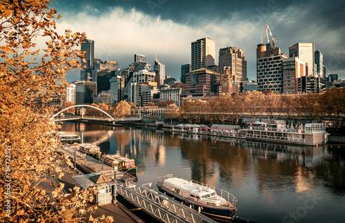 The view of the Melbourne City and the Yarra River in the autumn