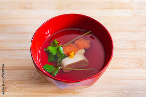 生麩の入ったお吸い物