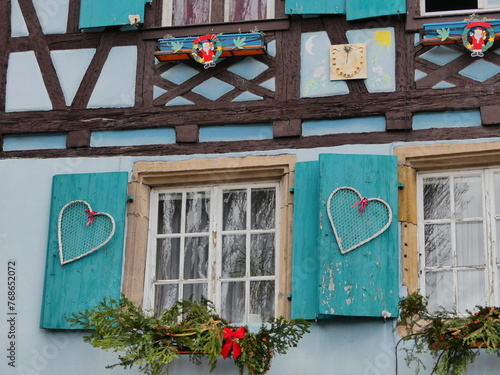 La petite ville alsacienne de Colmar à Noël