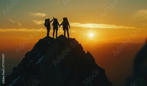 People climbing to the top of the mountain to watch the sunrise, mountaineering team cheering at the top of the mountain, outdoor sports, hiking and mountain climbing