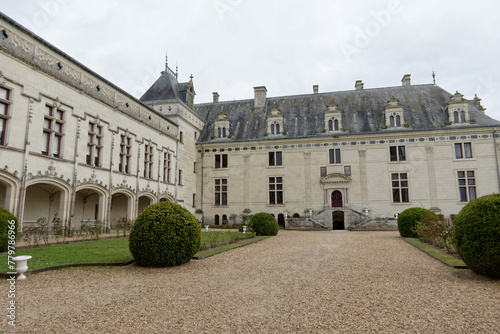 Cour et aile sud du château renaissance de Brézé - Maine-et-Loire - France