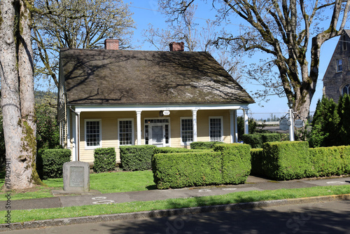 Historic Barclay House in Oregon City