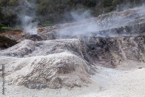 larderello and biancane di monterotondo geothermal phenomenon clean energy production grosseto livorno