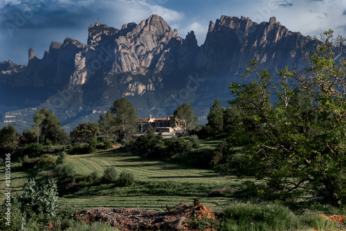 Montserrat en primavera. Macizo de Montserrat España.Barcelona